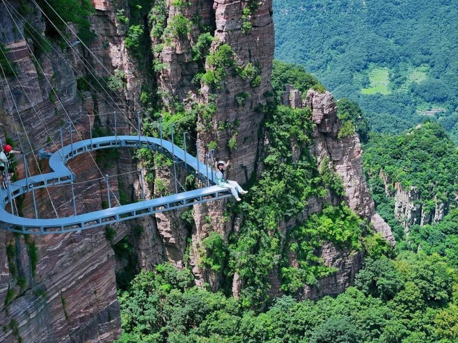 【旅游活动】 · 太行巅峰天界山1日游 · 奇遇山巅云海太行画廊极致风景。